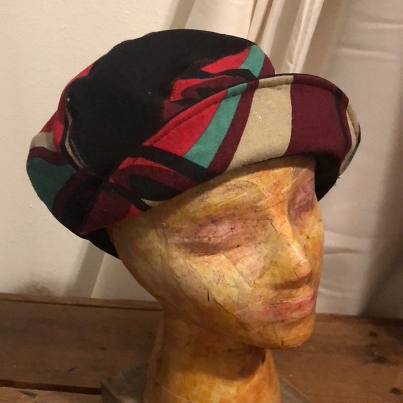 Hat - Picture 2 of 3